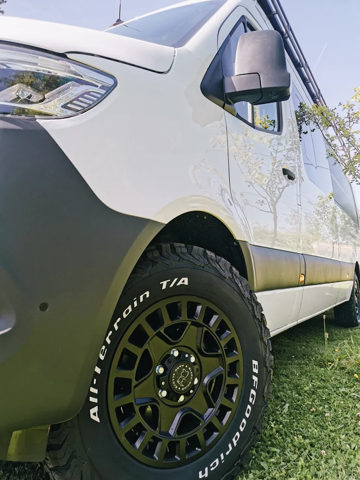 installation d'équipements tout terrains sur fourgon - fourgon off road