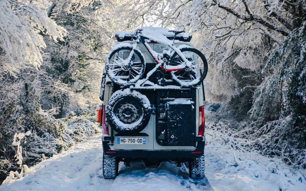 Aménagement de fourgon tout terrain - A propos de Wood and Van